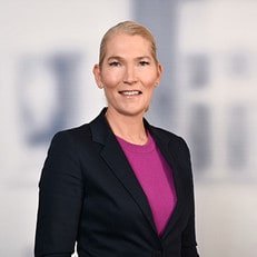 Dr. Julia Petersen