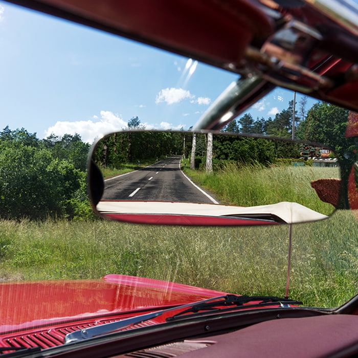 center rear view mirror