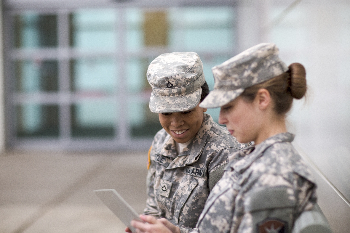 Military personnel having coversation